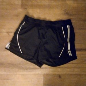 Medium, black Avia shorts